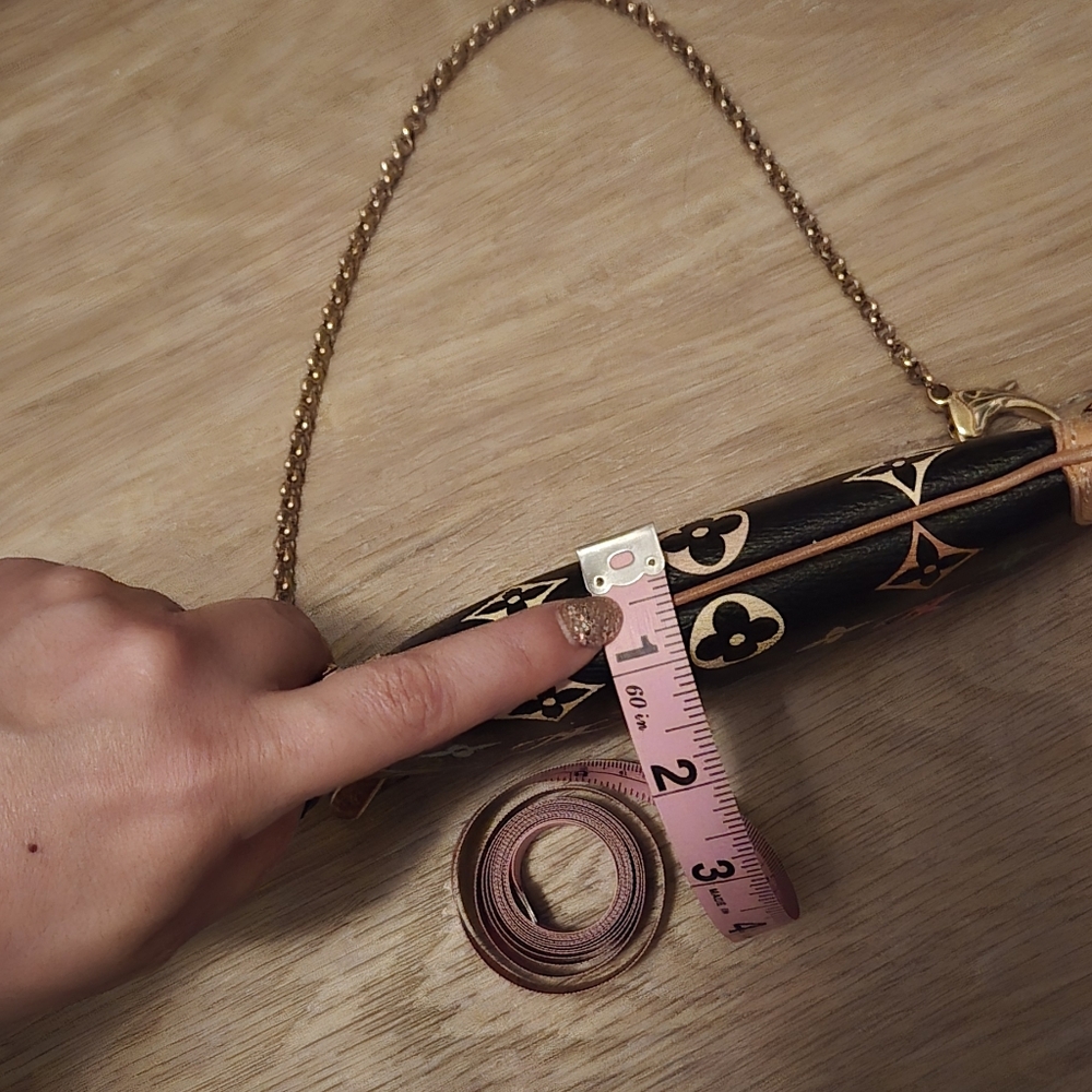 Louis Vuitton x Takashi Murakami Monogram Multicolore Milla MM shoulder bag - Picture 14 of 14